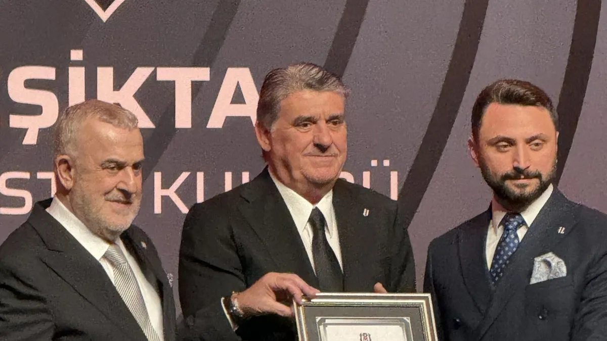 Beşiktaş'ta Serdal Adalı mazbatasını aldı: Yönetim kurulu listesinde 15 isim var