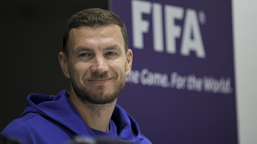 Edin Dzeko, İsveç maçıyla Bosna Hersek Milli Takımı'na veda ediyor