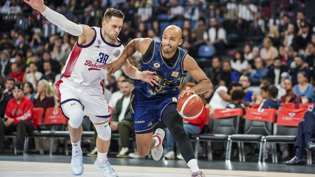 Fenerbahçe Tarfin lige yenilgiyle başladı: Bahçeşehir Koleji 98-83 kazandı