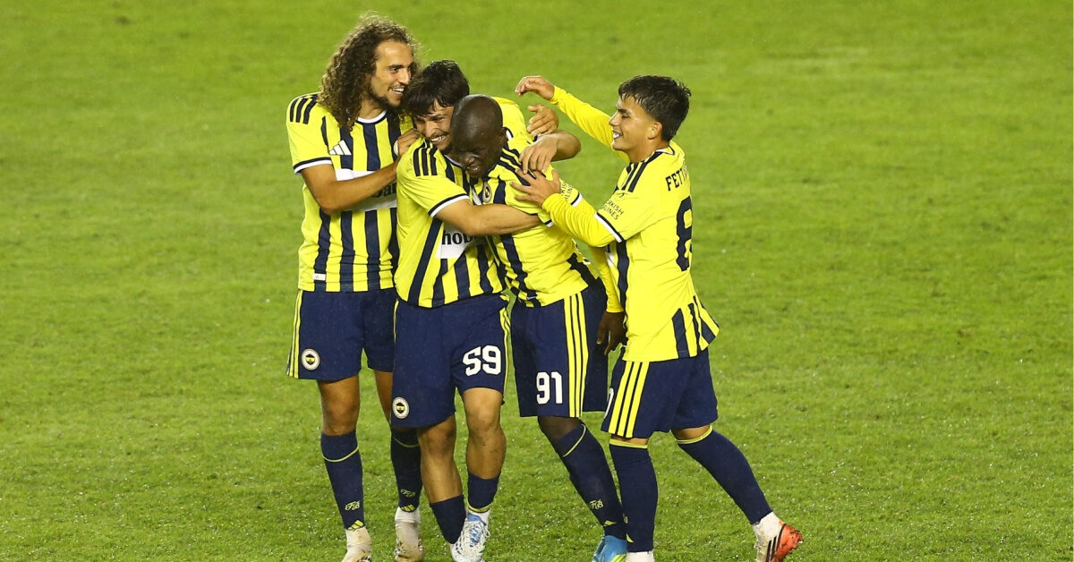Fenerbahçe, Turan Tovuz'u 2-0 yendi: Greenwood hazırlık maçında kırmızı kart gördü