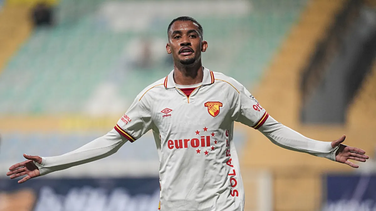 Göztepe Eyüpspor'u 4-0 yendi: Andre Henrique üç gol attı, ilk galibiyet geldi