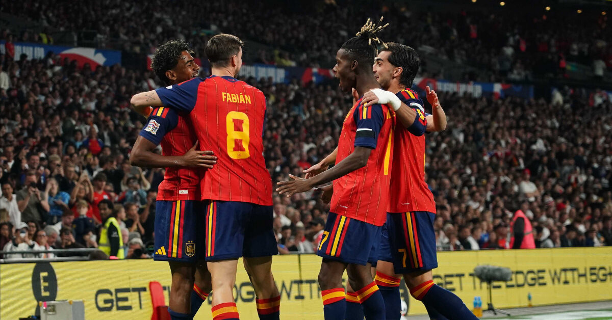 İspanya Wembley'de İngiltere'yi 3-2 yendi: Kane penaltı kaçırdı, seri 39 maça çıktı