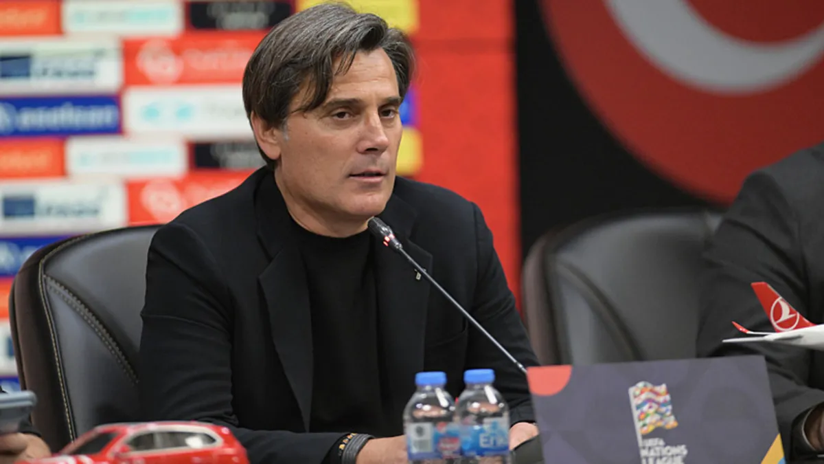 Montella'nın İtalya planı: 4-2-3-1 ihtimali, kalede Altay, forvette Deniz Gül