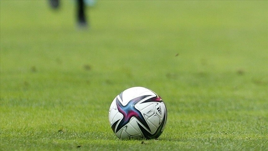 Süper Lig'de ilk yarının derbi takvimi açıklandı: Trabzonspor-Beşiktaş 19 Ekim, Galatasaray-Fenerbahçe 26 Ekim