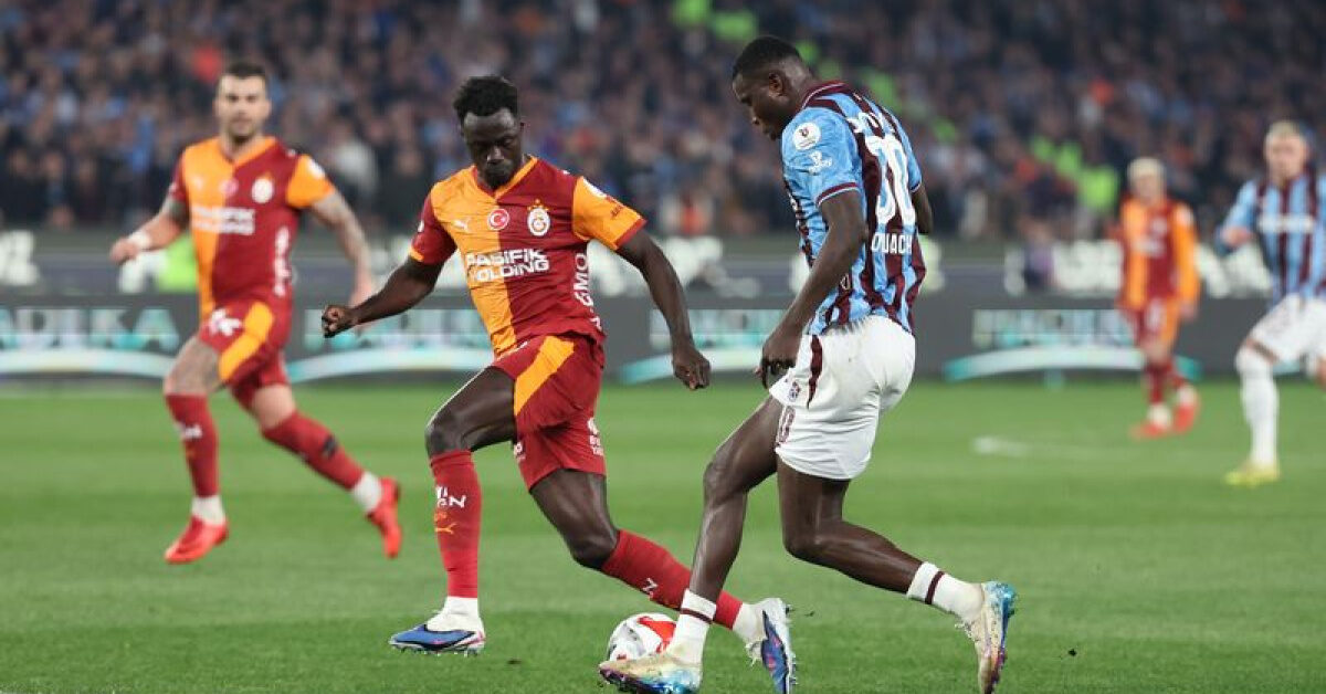 Trabzonspor–Galatasaray derbisinin hakemi Batuhan Kolak: yardımcıları Uyarcan ve Elbil, dördüncü hakem Hasova